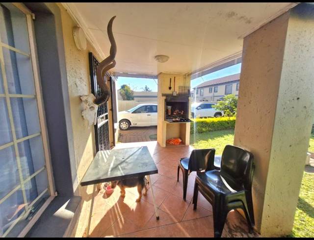 2 BEDROOM TOWNHOUSE FOR SALE IN ANNLIN